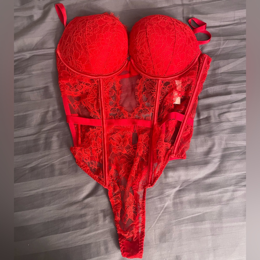VS Lace Teddy